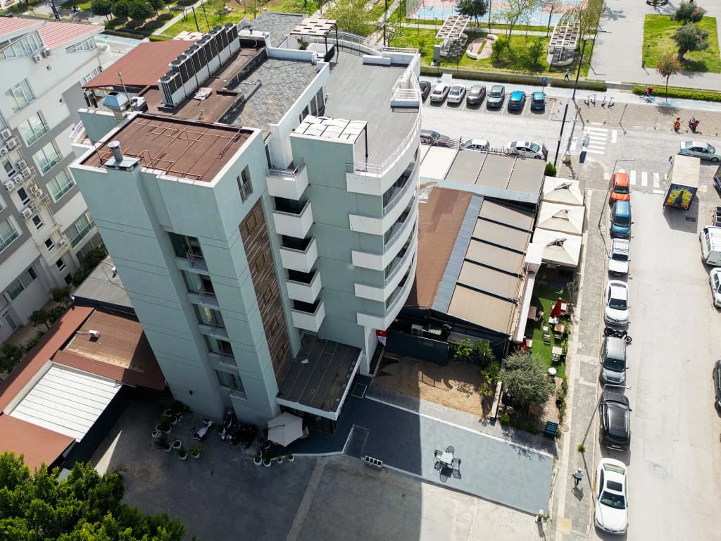 main-photo